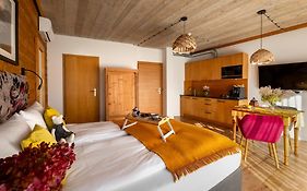 Apartamenty u Harrego BOUTIQUE SPA z klimatyzacja, balkon, sauna, tężnia parking